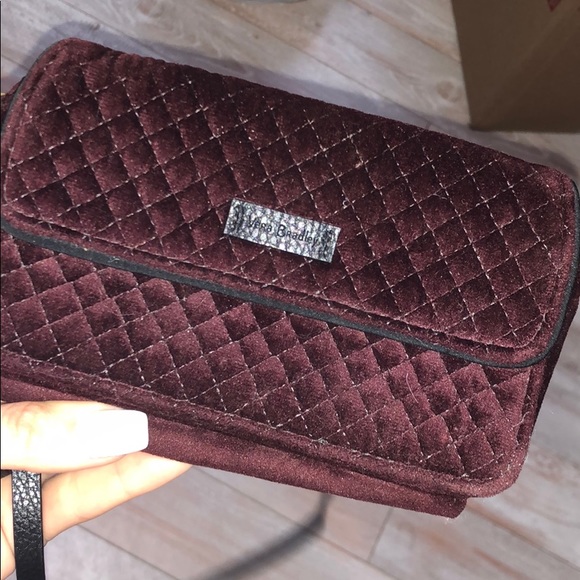 Vera Bradley all in one cross body wallet - Picture 1 of 3